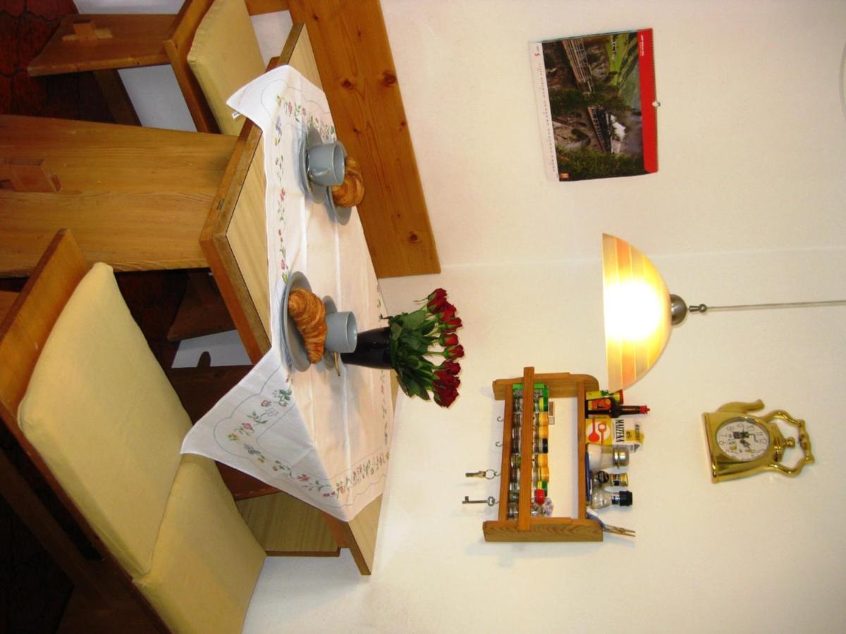 Apartment Bos-Cha La Punt-Chamues-ch Kültér fotó
