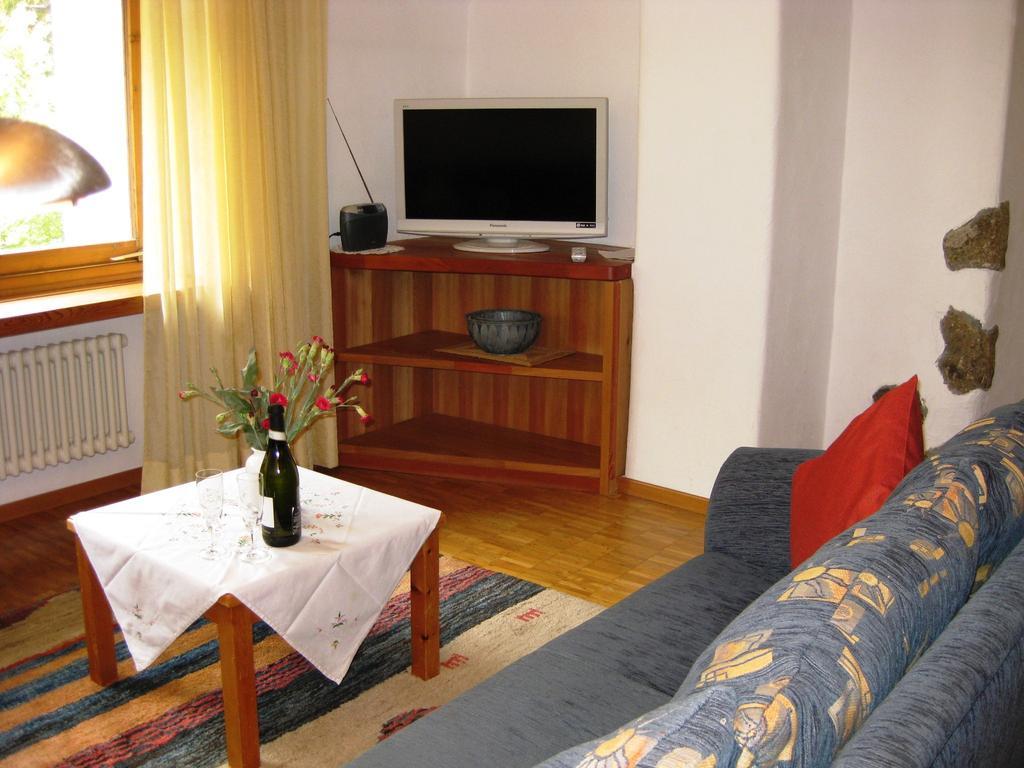 Apartment Bos-Cha La Punt-Chamues-ch Kültér fotó